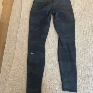 ALO Yoga Camouflage Leggings